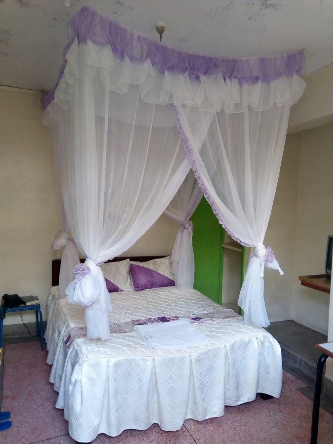 Nanyuki Ibis Hotel Exterior photo