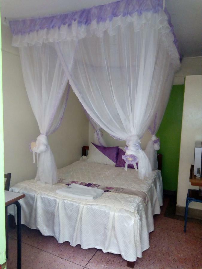 Nanyuki Ibis Hotel Exterior photo