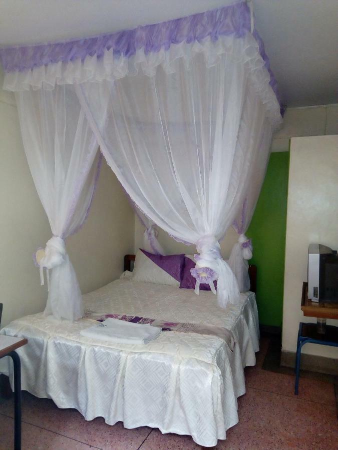 Nanyuki Ibis Hotel Exterior photo
